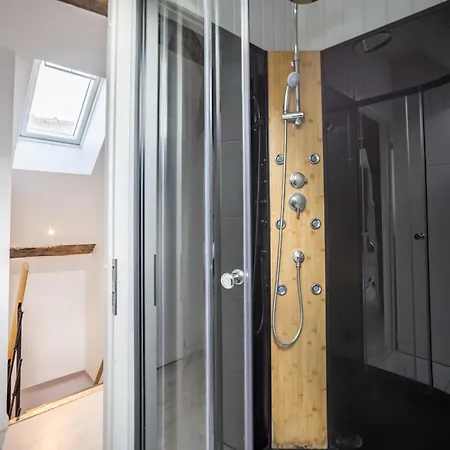 Apartment Le Duplex Saussier - Chambre 2 - Hypercentre Troyes